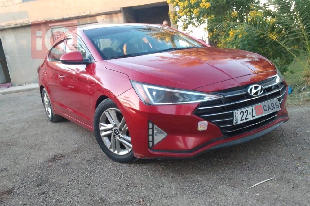 هیوندای ئەلەنترا